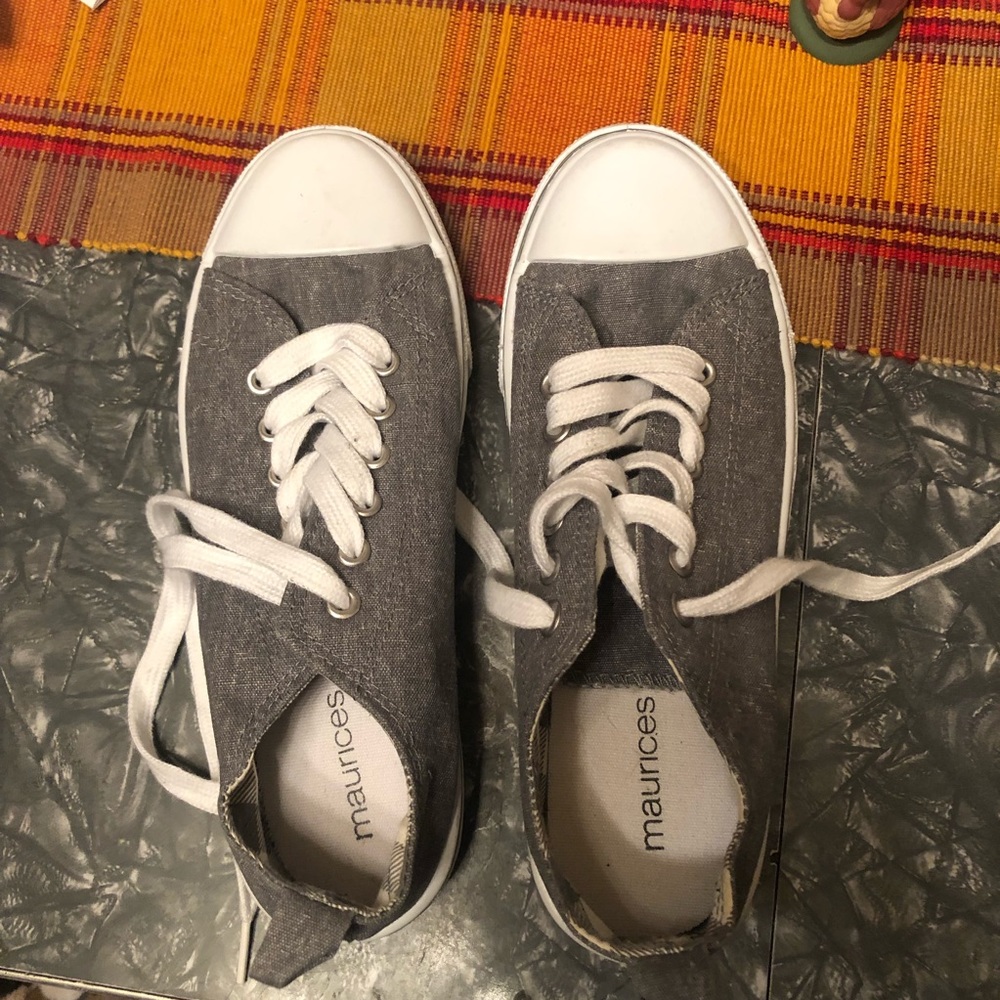 Maurice's shoes